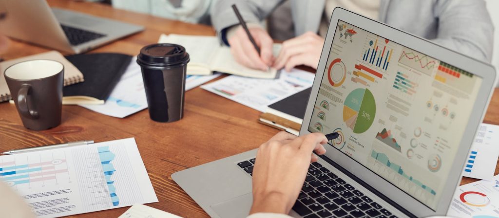 BtoBマーケティングは戦略的な顧客理解から始めるイメージ